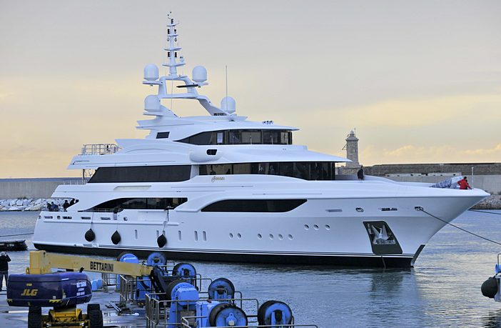 Com cinco pavimentos de 60 metros de alumínio e aço, a FB 255 M/Y Formosa também é uma das estreias mundiais do estaleiro italiano. Créditos: Divulgação