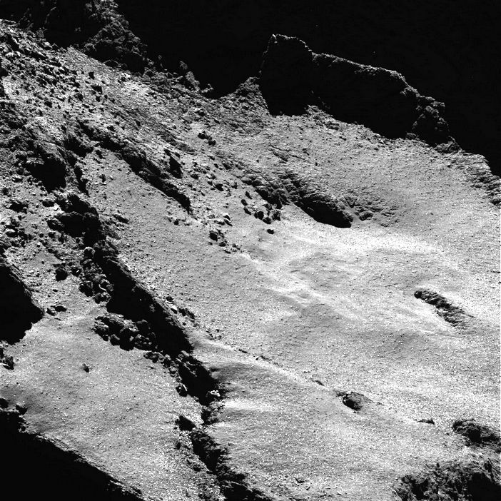 Vista de perto do cometa. Copyright ESA/Rosetta/MPS for OSIRIS Team MPS/UPD/LAM/IAA/SSO/INTA/UPM/DASP/IDA