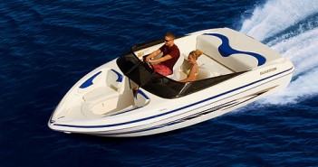 Glastron MX 175: Um excelente barco para iniciação, Uma pequena surpresa