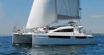 PRIVILEGE 515: Um catamarã arrojado a pensar nas grandes viagens