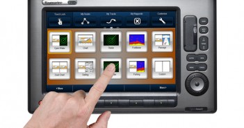 Raymarine Lança sistema hybridTouch