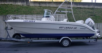 Sessa KL 20 equipado com motor Honda BF150 HP