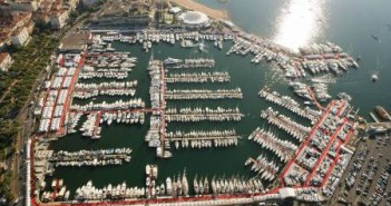 Salão Internacional de Cannes Na água e em terra