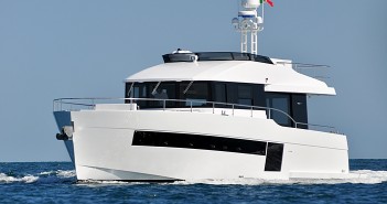 O Sundeck 550 será apresentado em Cannes e Génova