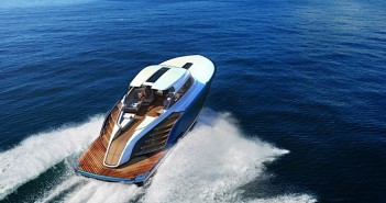Claydon Reeves lança uma nova marca de barcos a motor