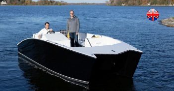 ELUX Marine Launches Electric Luxury Fiberglass Pontoon