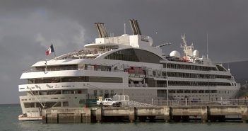 Primeiro navio de cruzeiros no Porto de Setúbal