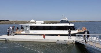 Lancha “Dunas de São Jacinto” volta a navegar em Aveiro