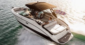 Sea Ray® lança o SLX™ 260 Surf