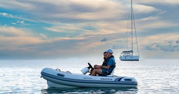EJET330 da Highfield Boats já está na linha de produção