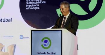 Porto de Setúbal celebrou 101º aniversário com lançamento de nova marca e murais de homenagem à cidade e ao seu património