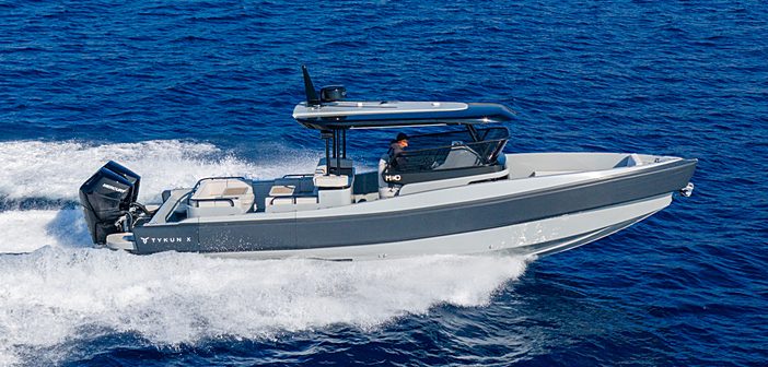 A bordo do TYKUN X – o Chase Boat totalmente em alumínio que atinge 55 nós