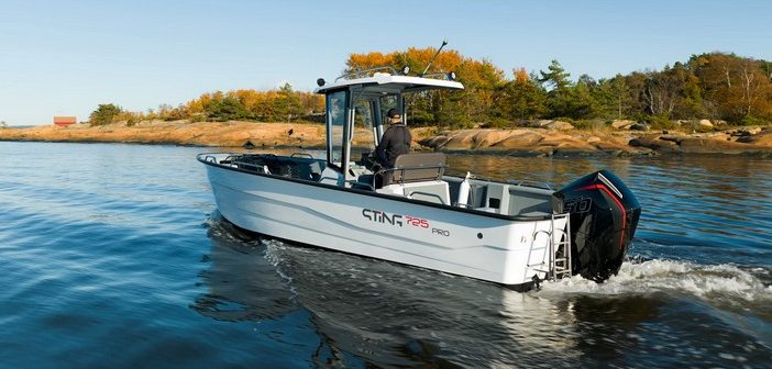 O novo Sting 725 Pro T-top