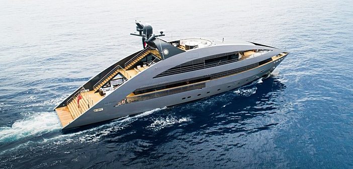 A Floating Life oferece oportunidade de propriedade fracionada no icónico Ocean Pearl de 41 m