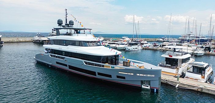 Sirena Yachts lança o novo navio-almirante Sirena 118